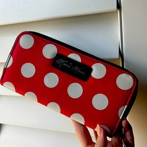 Minnie Mouse Loungefly Wallet